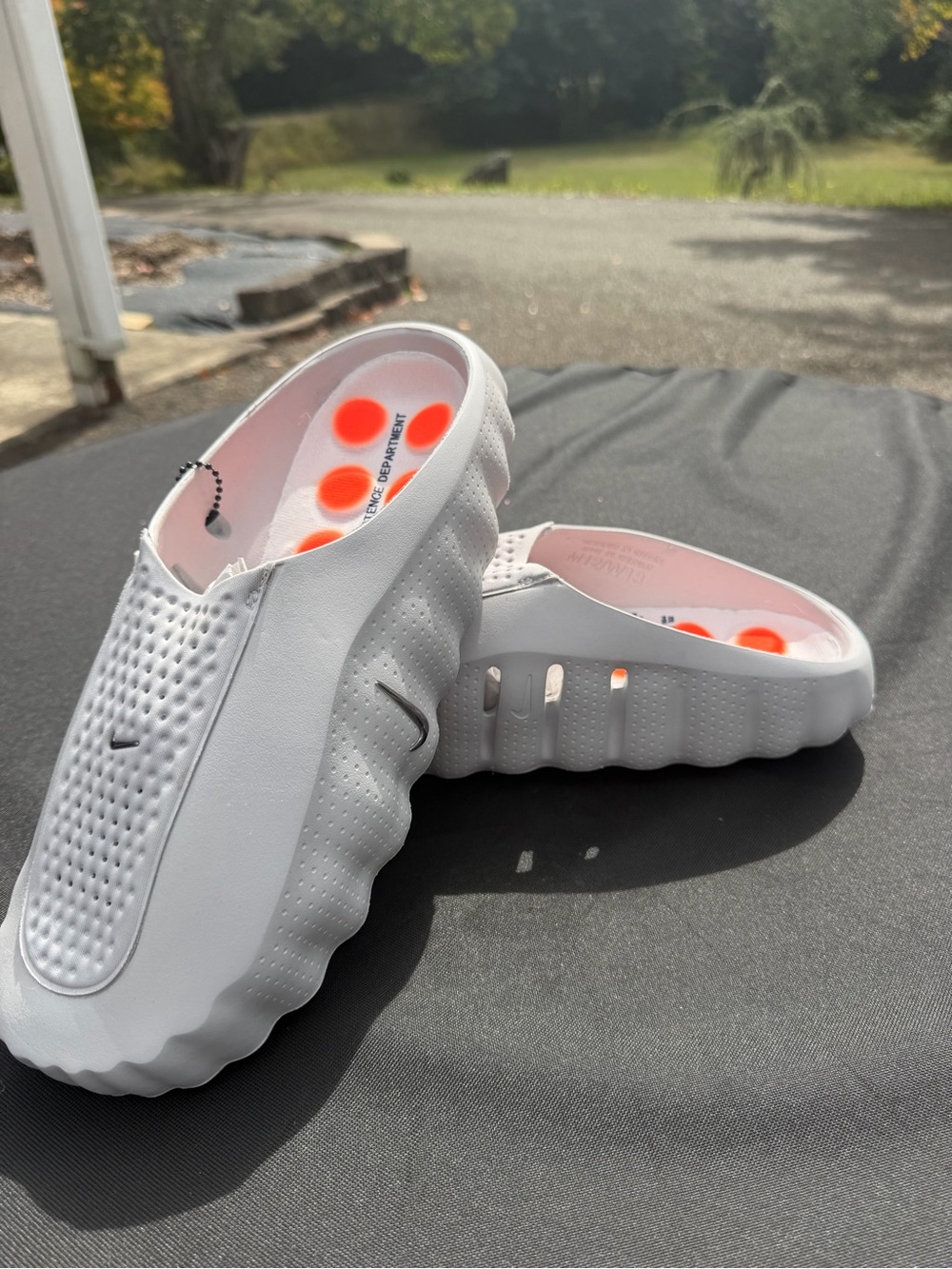 Minds 001 White Slip-On Comfort Clog with orange Nodes